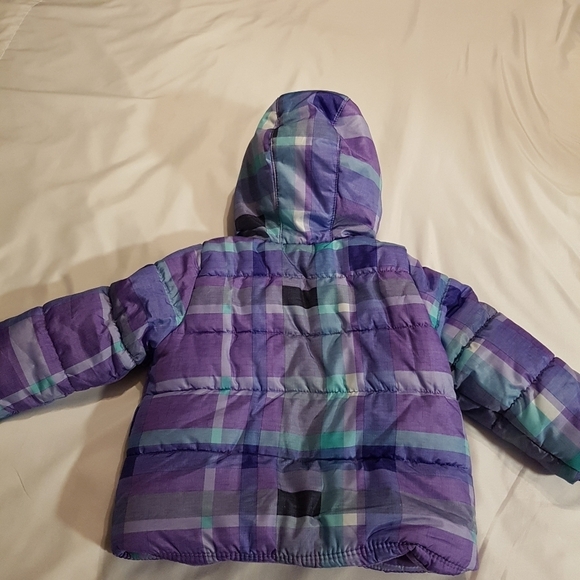 Oshkosh 18 month winter jacket - Picture 2 of 5